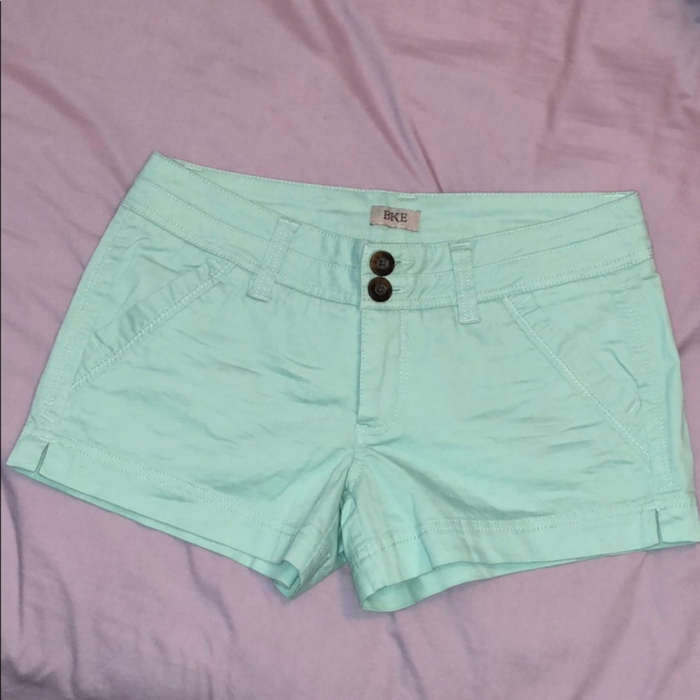 Buckle shorts